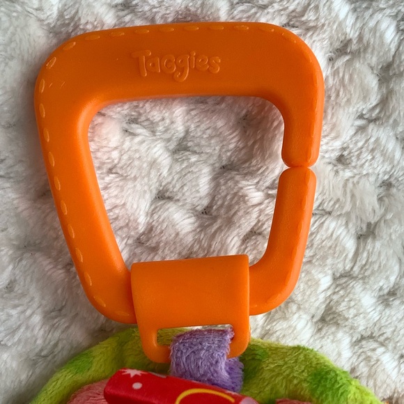 Taggies Plush Lion Squeeze Squeaker Hanging Stuffed Animal Toy - Picture 6 of 9